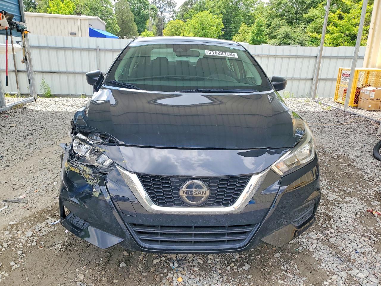 NISSAN VERSA 2020 — 6