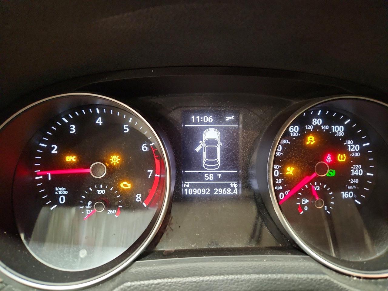 VOLKSWAGEN PASSAT 2016 — 10