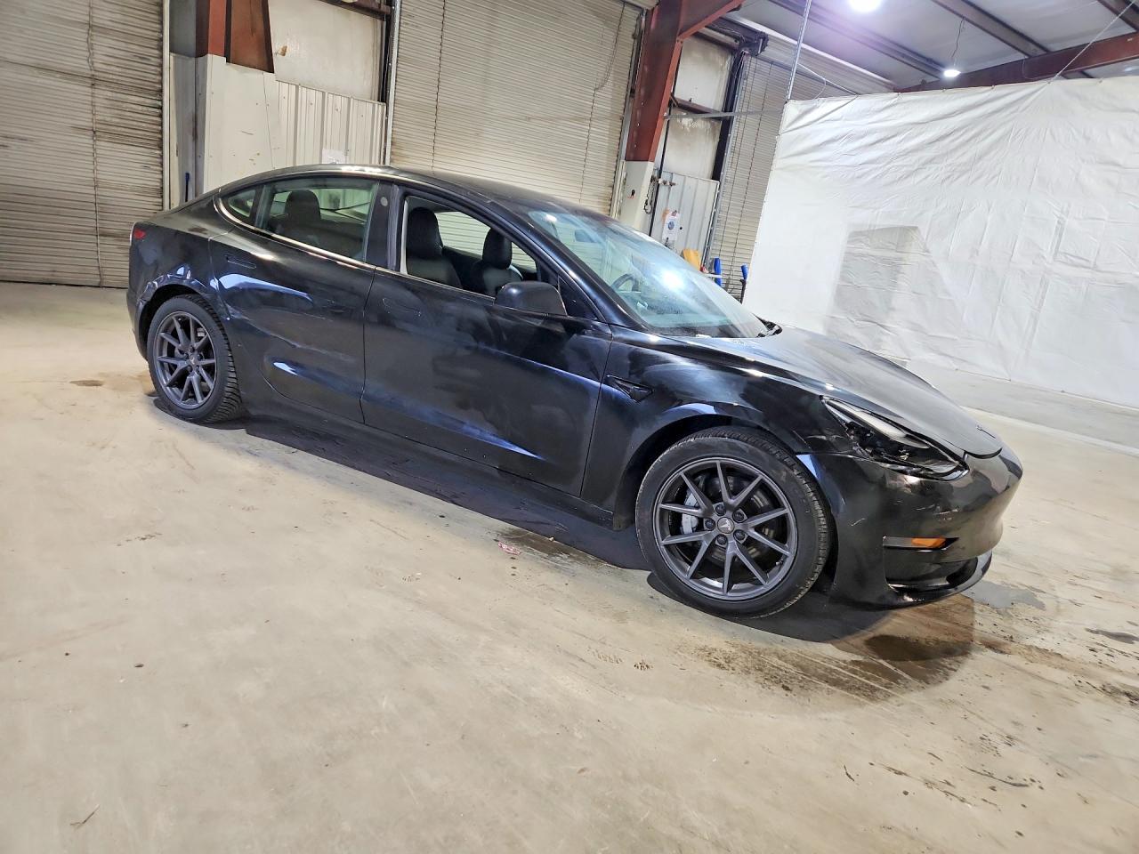 TESLA MODEL 3 2021 — 5