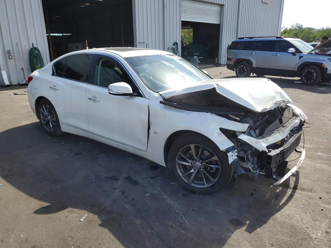 INFINITI Q50 2015 — 5