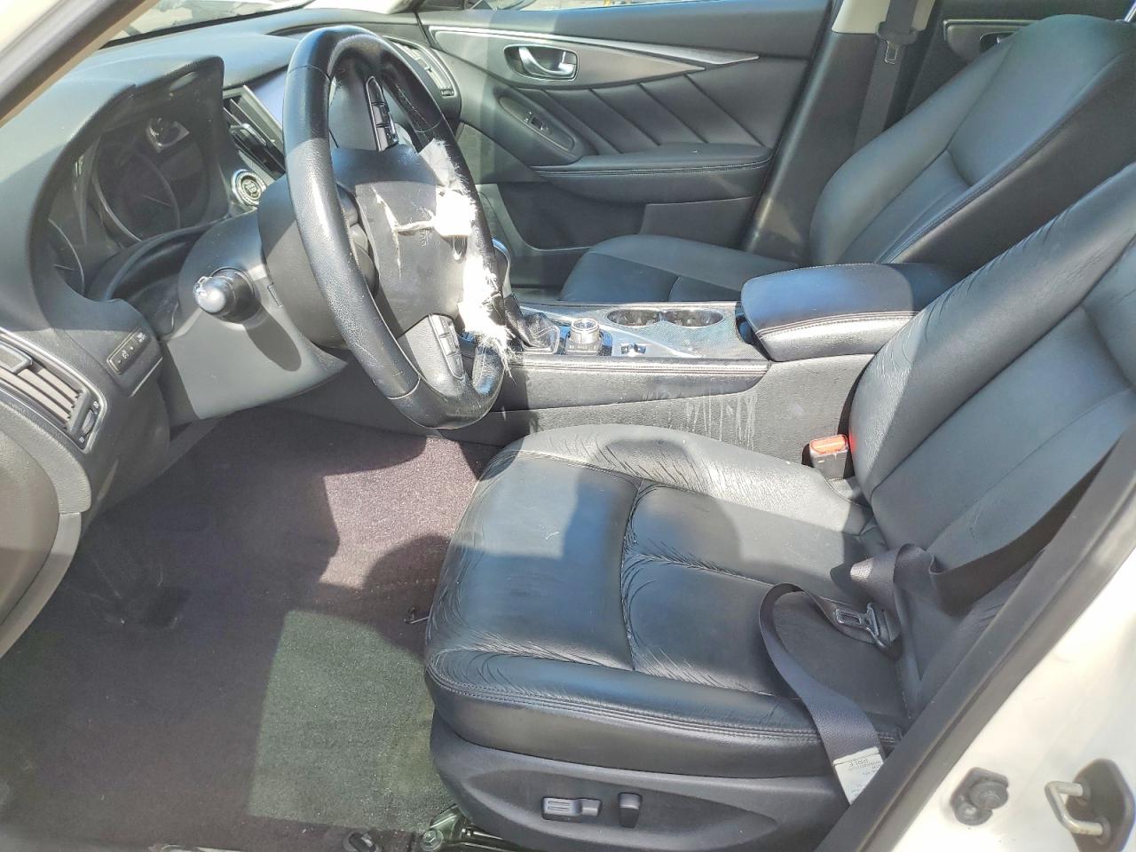 INFINITI Q50 2015 — 8