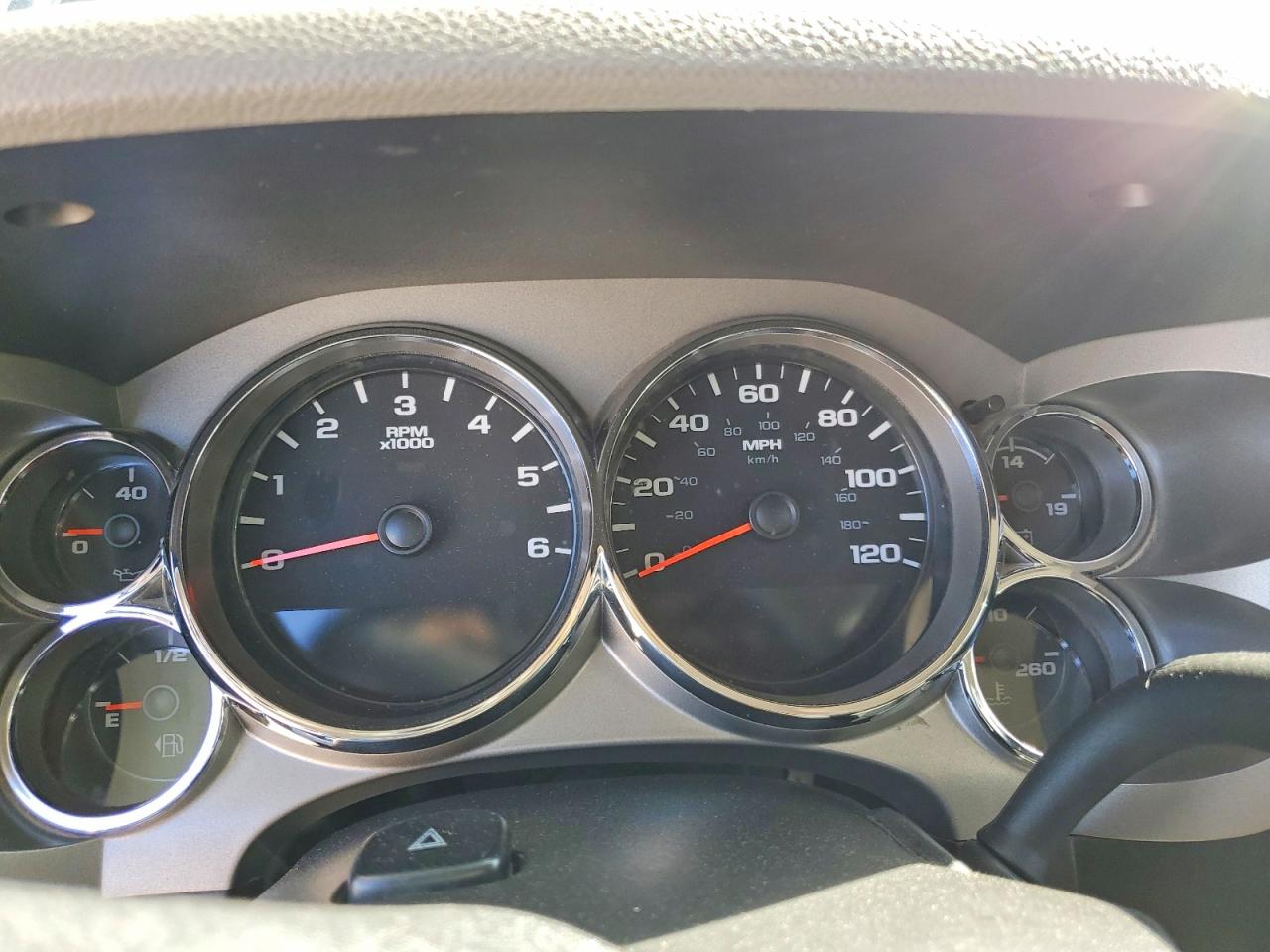 CHEVROLET SILVERADO 2013 — 10