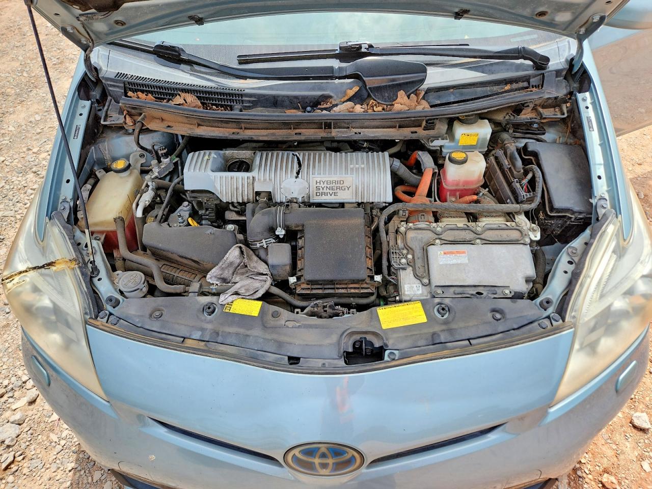 TOYOTA PRIUS 2012 — 12