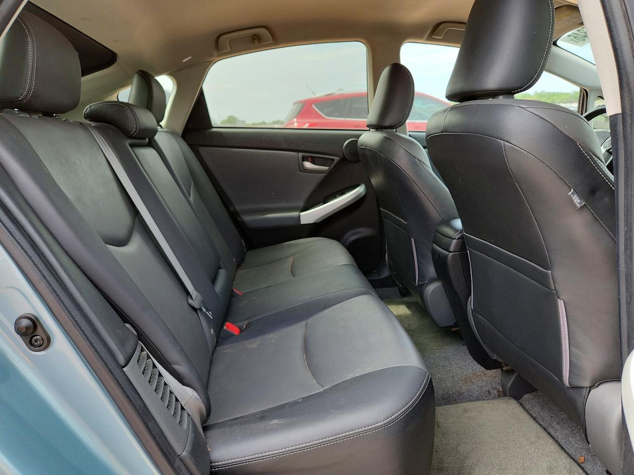 TOYOTA PRIUS 2012 — 11
