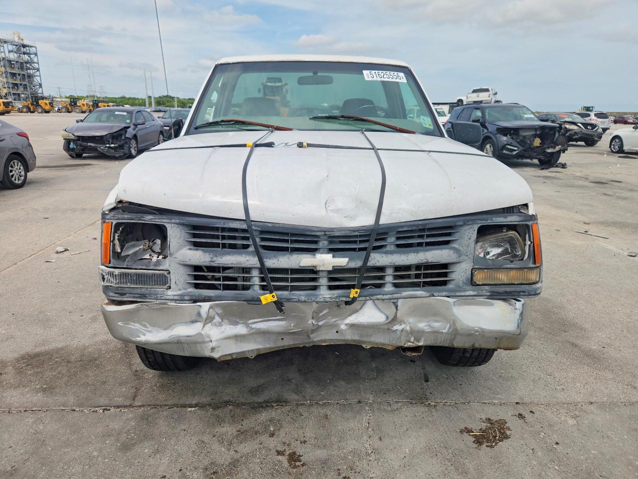 CHEVROLET GMT-400 1999 — 6