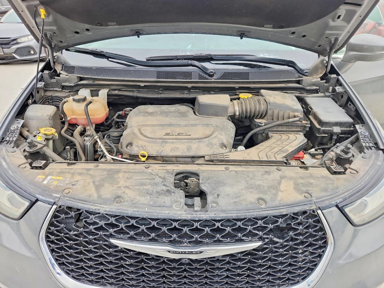 CHRYSLER PACIFICA 2022 — 13