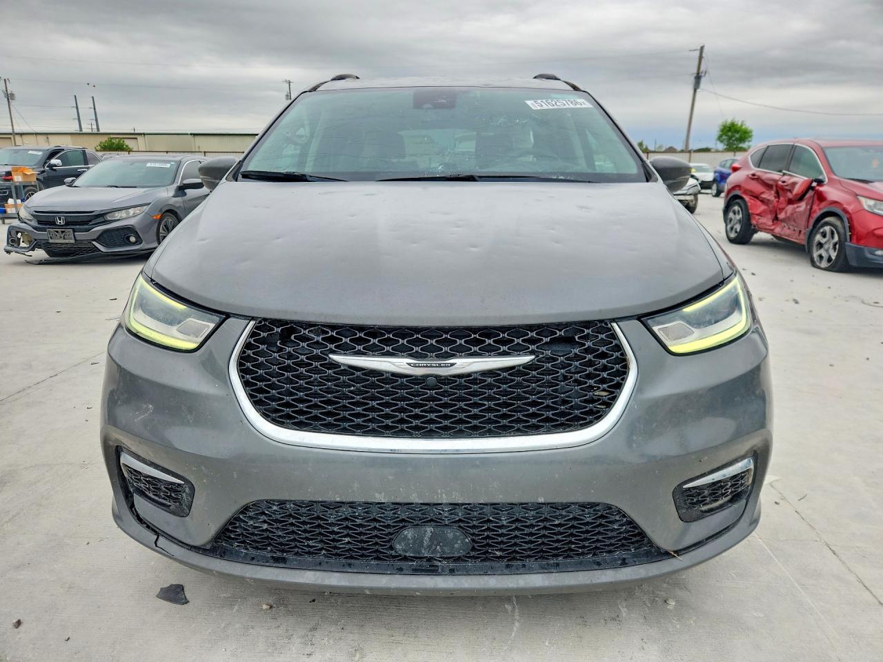 CHRYSLER PACIFICA 2022 — 6