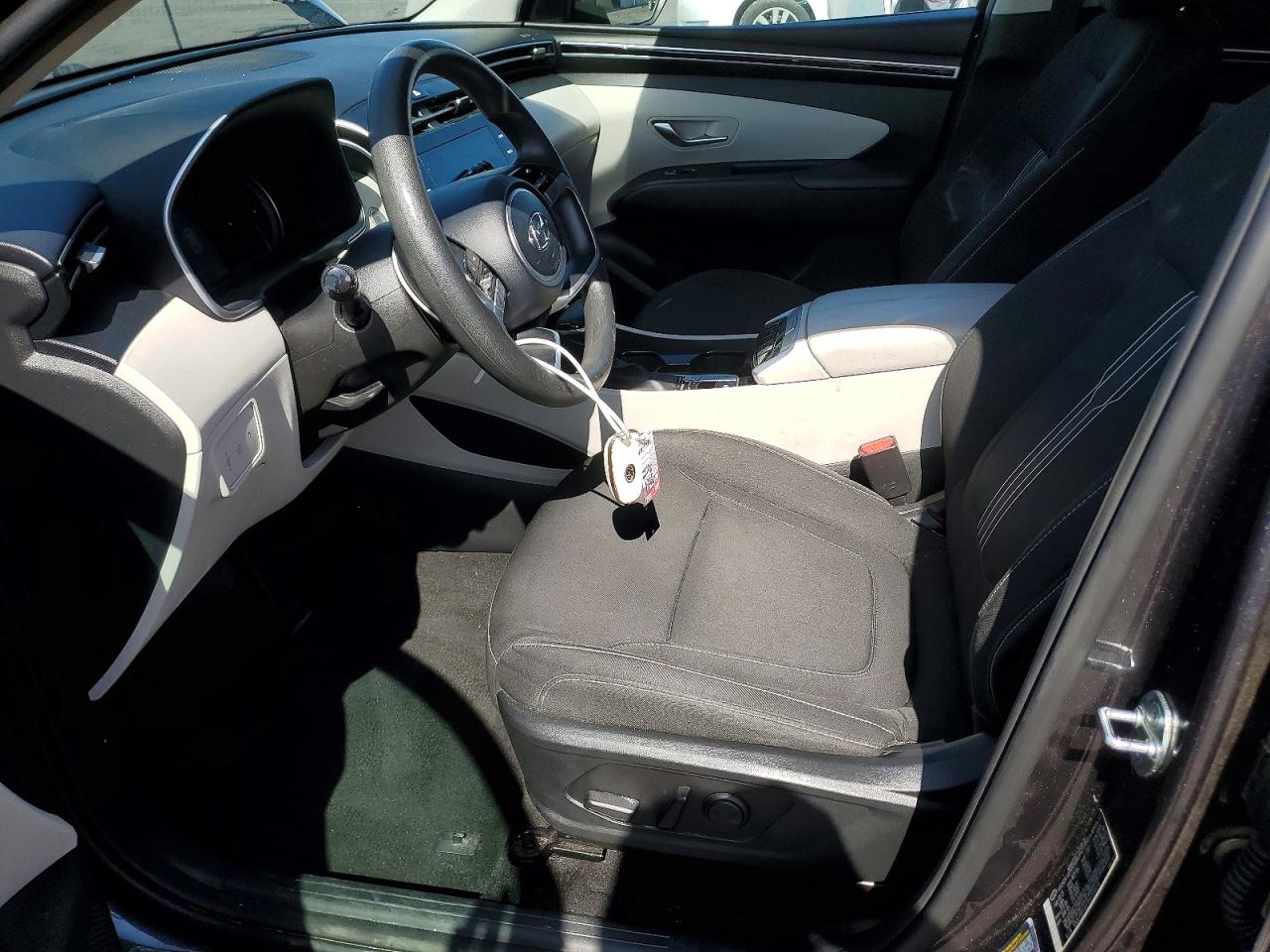 HYUNDAI TUCSON 2023 — 8