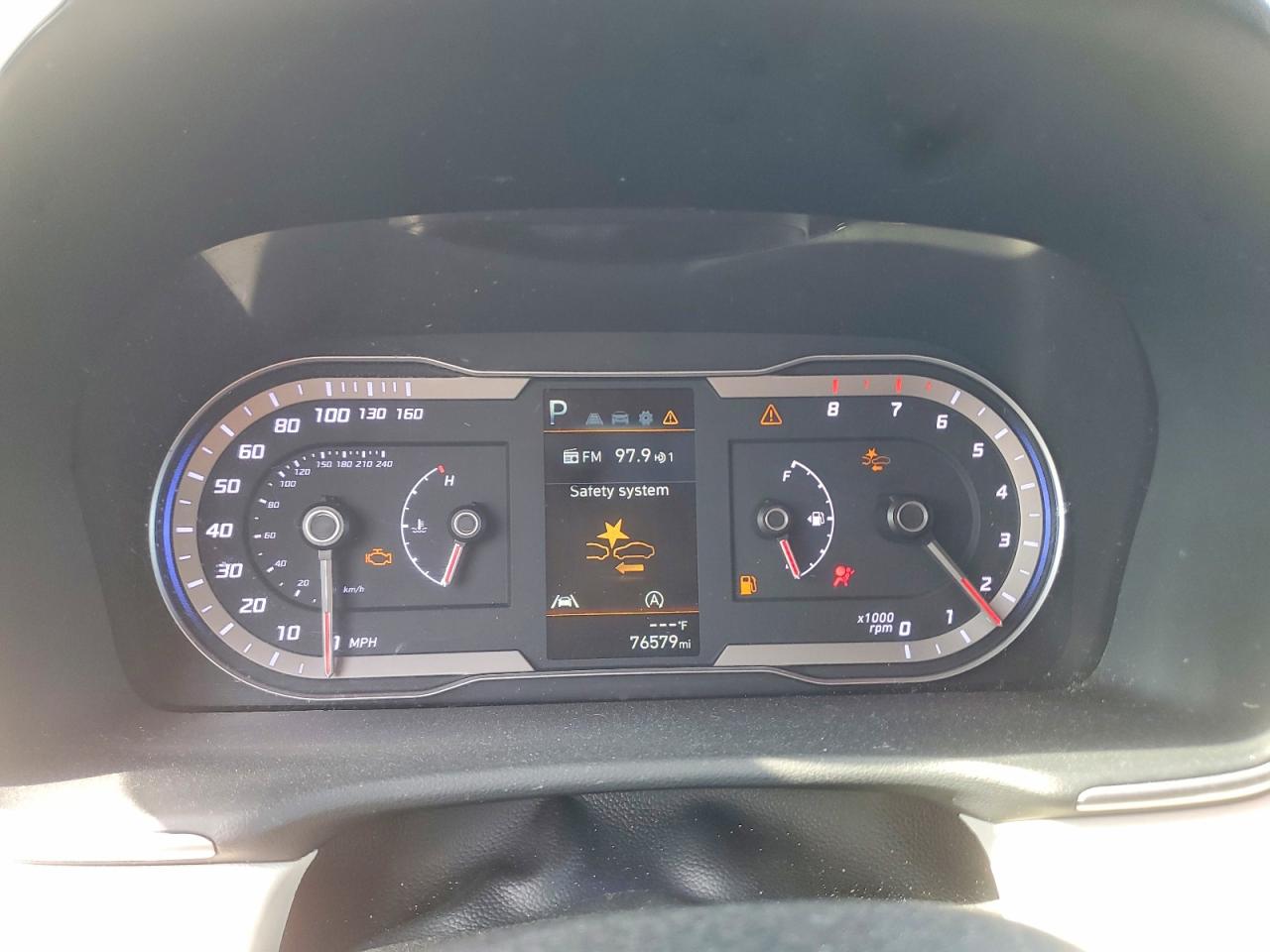 HYUNDAI TUCSON 2023 — 10
