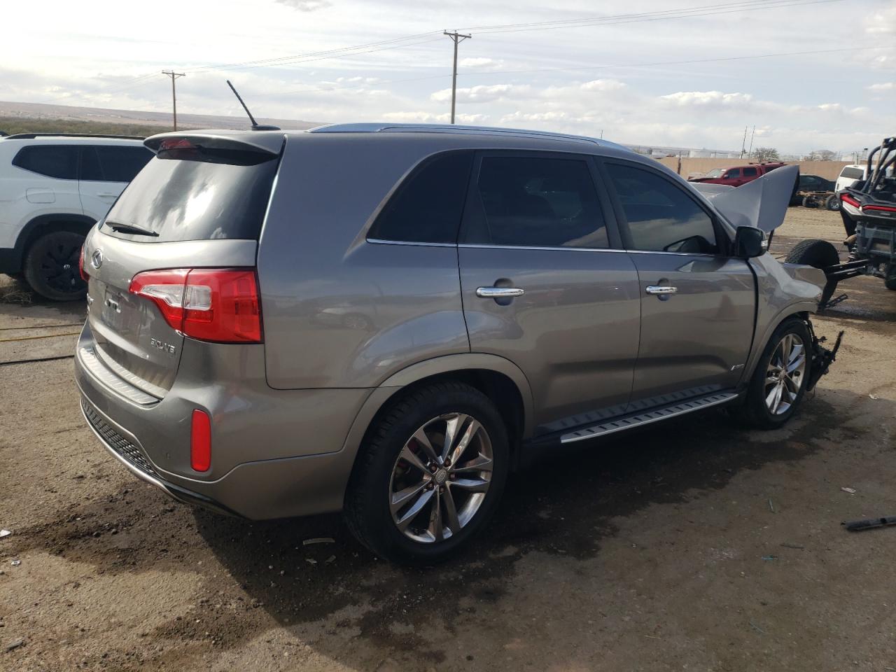 KIA SORENTO 2015 — 4
