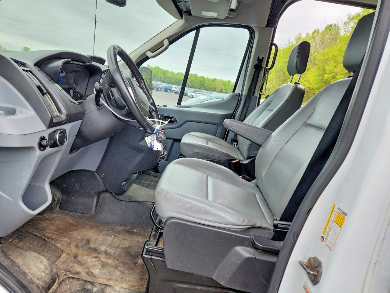 FORD TRANSIT 2017 — 8