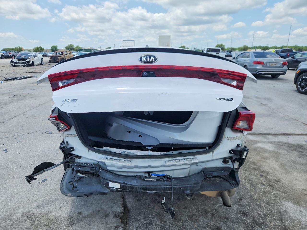 KIA K5 2021 — 7