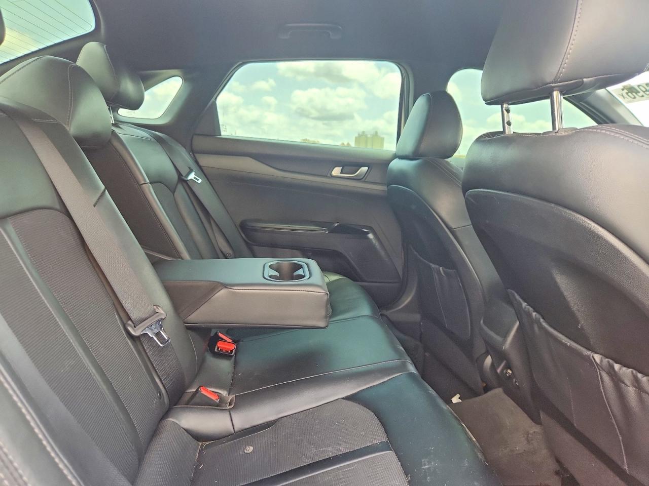 KIA K5 2021 — 11