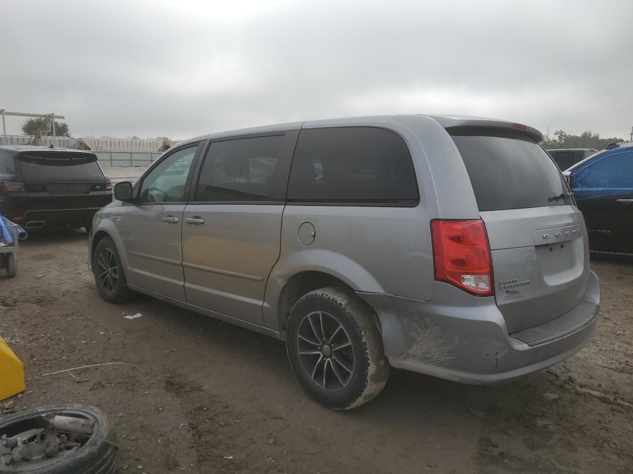DODGE GRAND CARAVAN 2017 — 3
