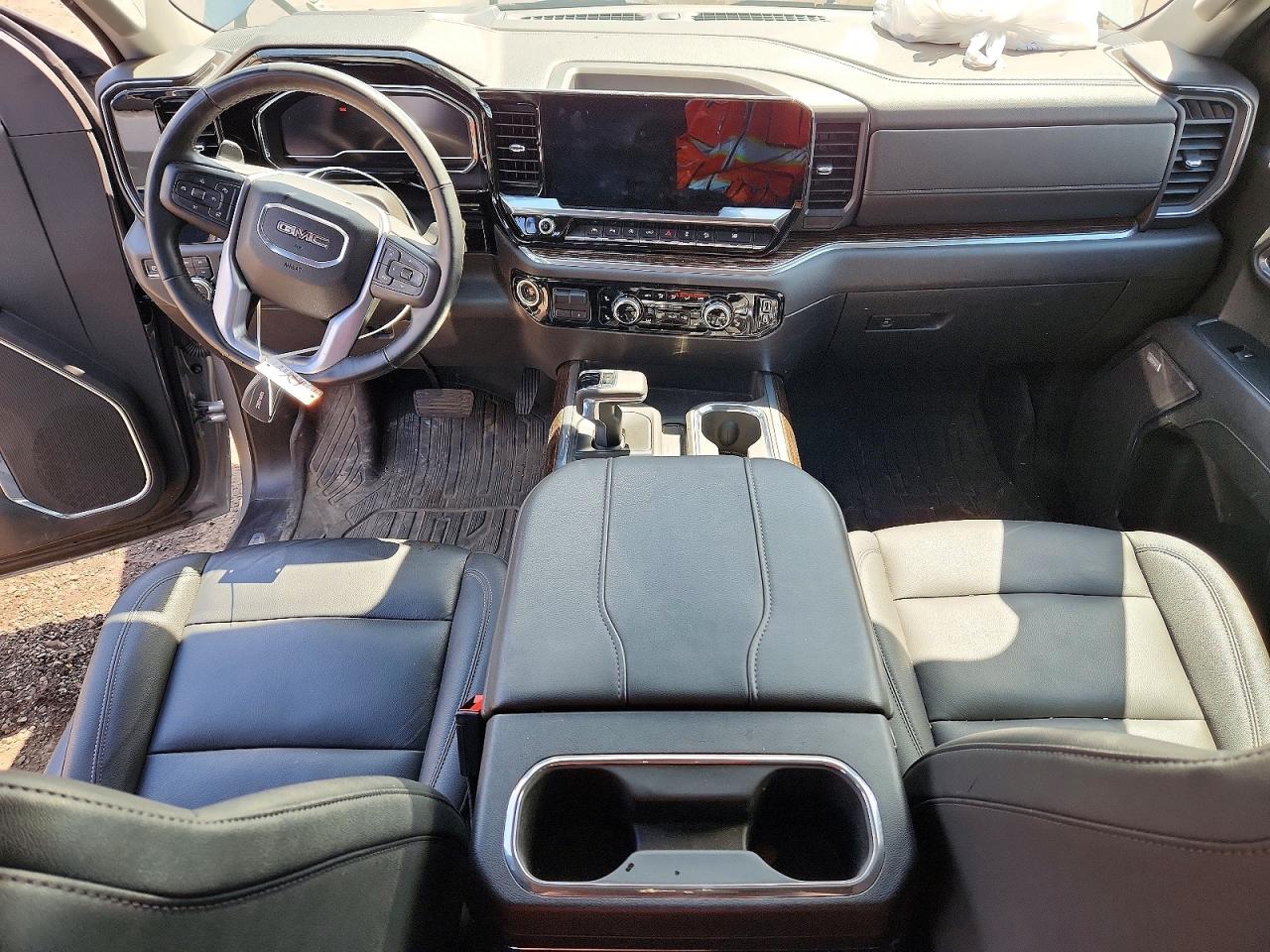 GMC SIERRA 2025 — 9