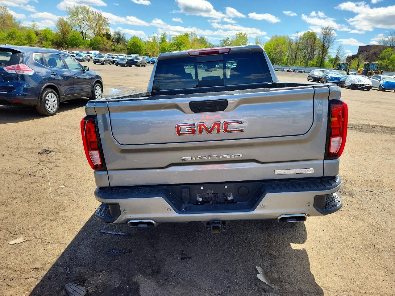 GMC SIERRA 2025 — 7
