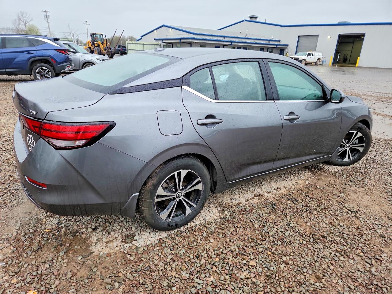 NISSAN SENTRA 2022 — 4