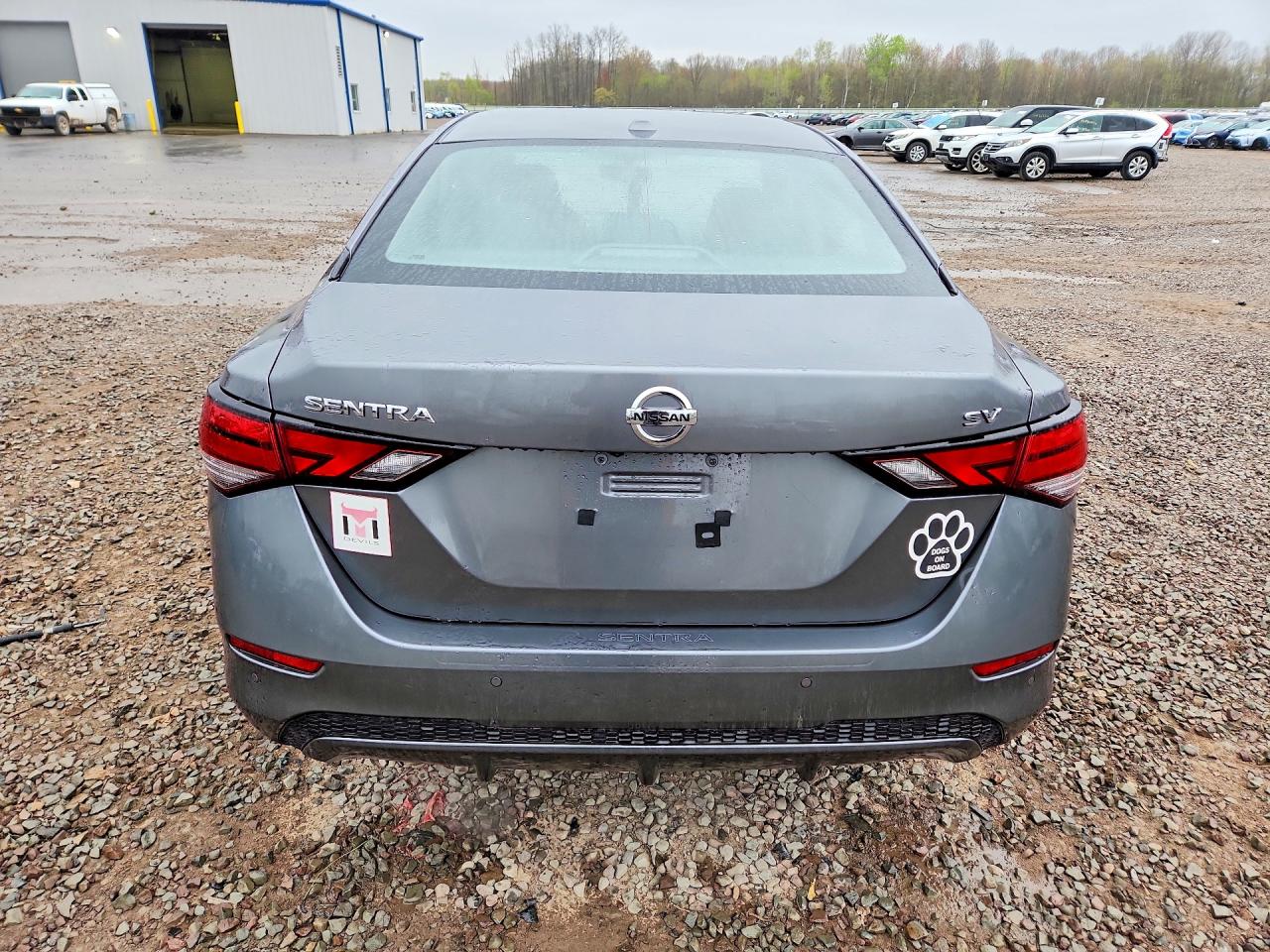 NISSAN SENTRA 2022 — 7