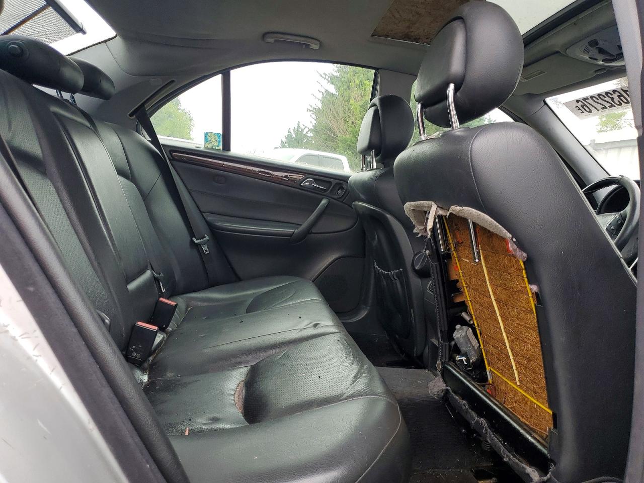 MERCEDES BENZ C 2004 — 11