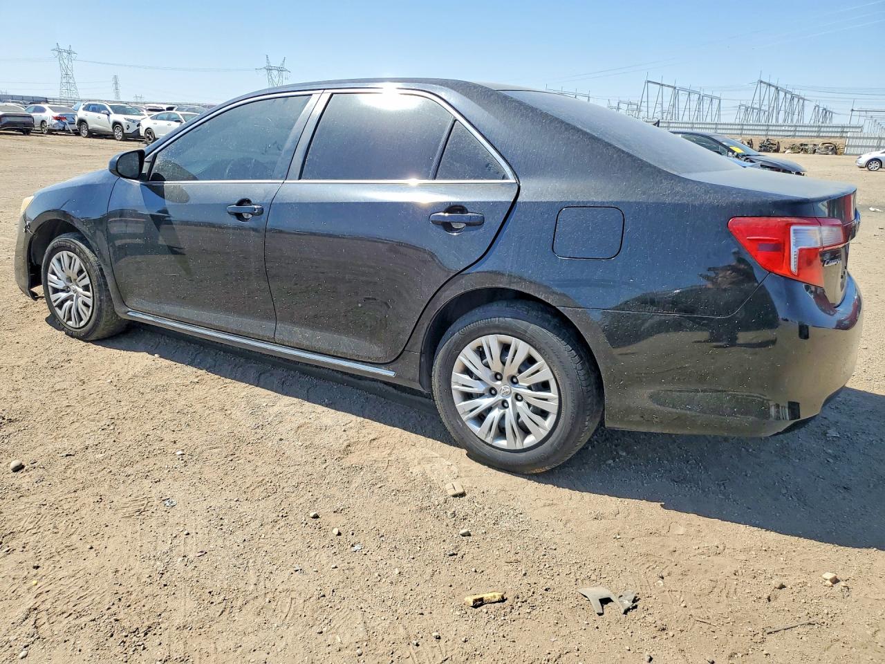 TOYOTA CAMRY 2013 — 3