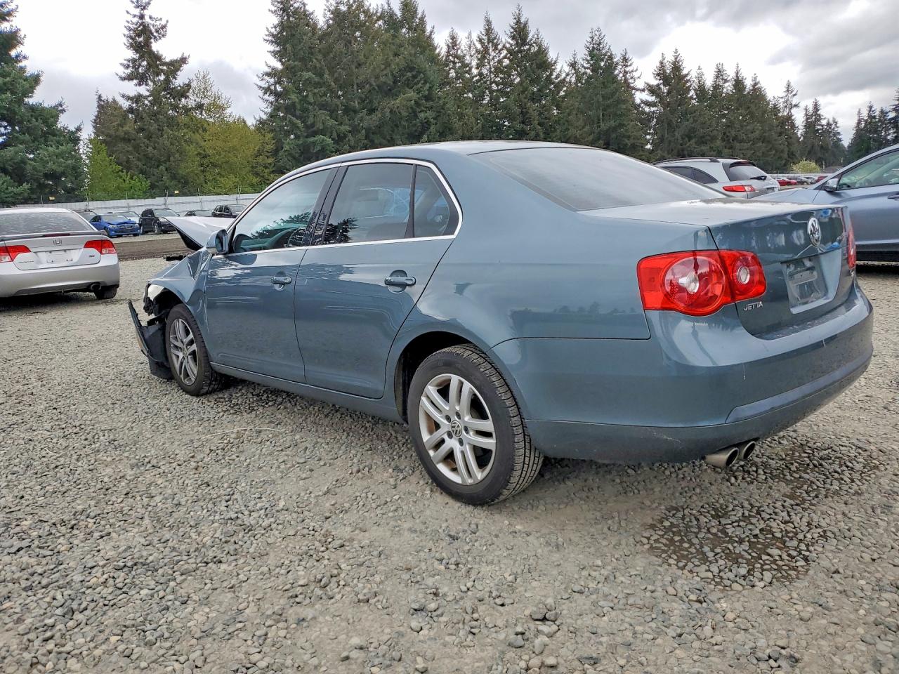 VOLKSWAGEN JETTA 2006 — 3