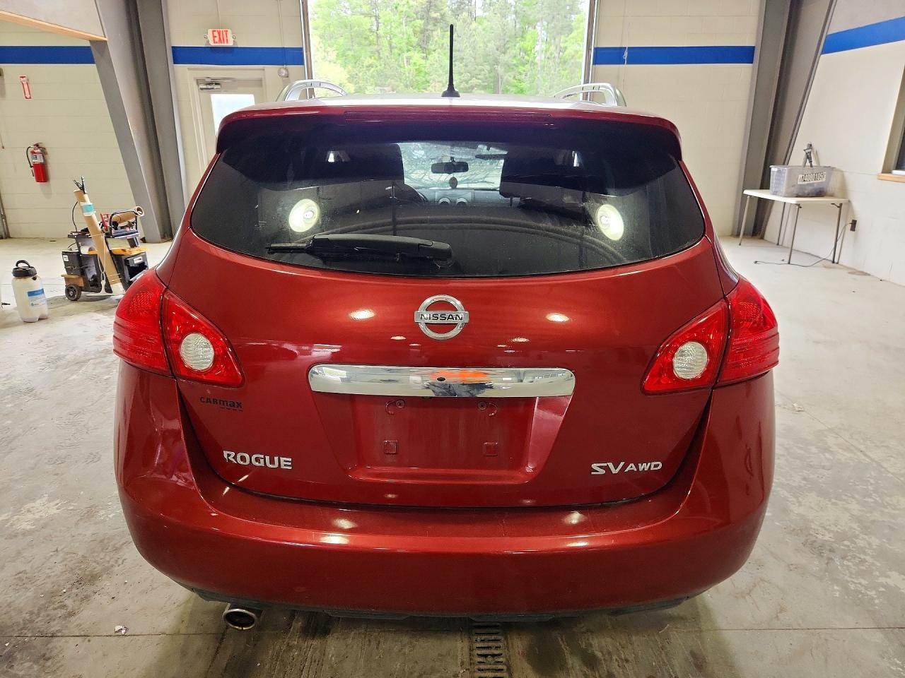 NISSAN ROGUE 2012 — 7