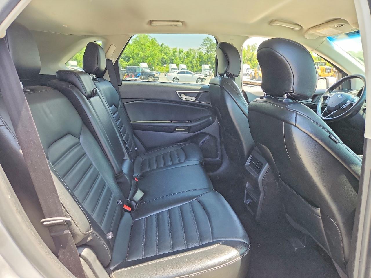 FORD EDGE 2015 — 12