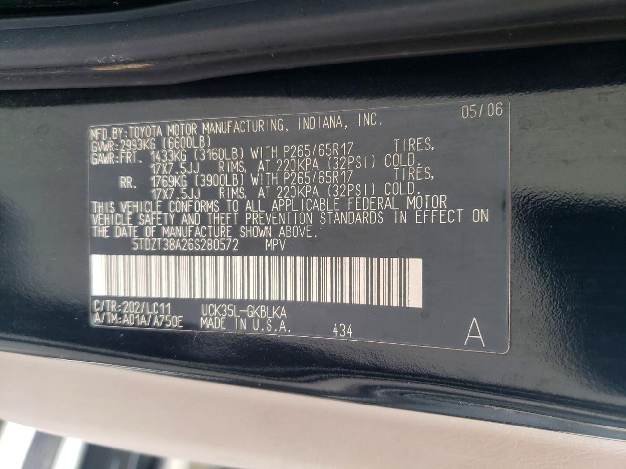 TOYOTA SEQUOIA 2006 — 14
