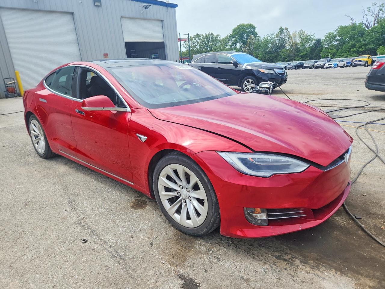 TESLA MODEL S 2017 — 5