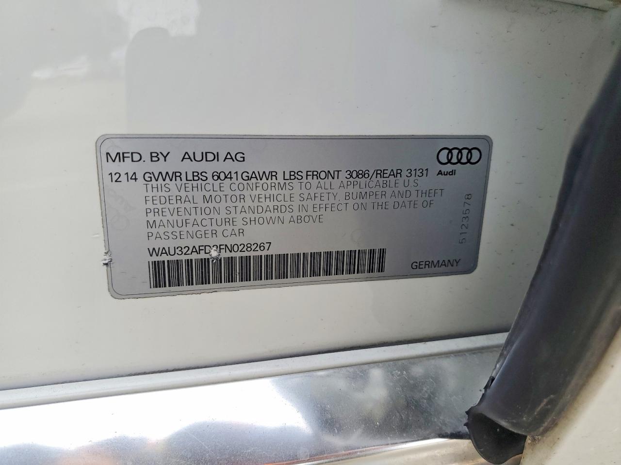AUDI A8 2015 — 13