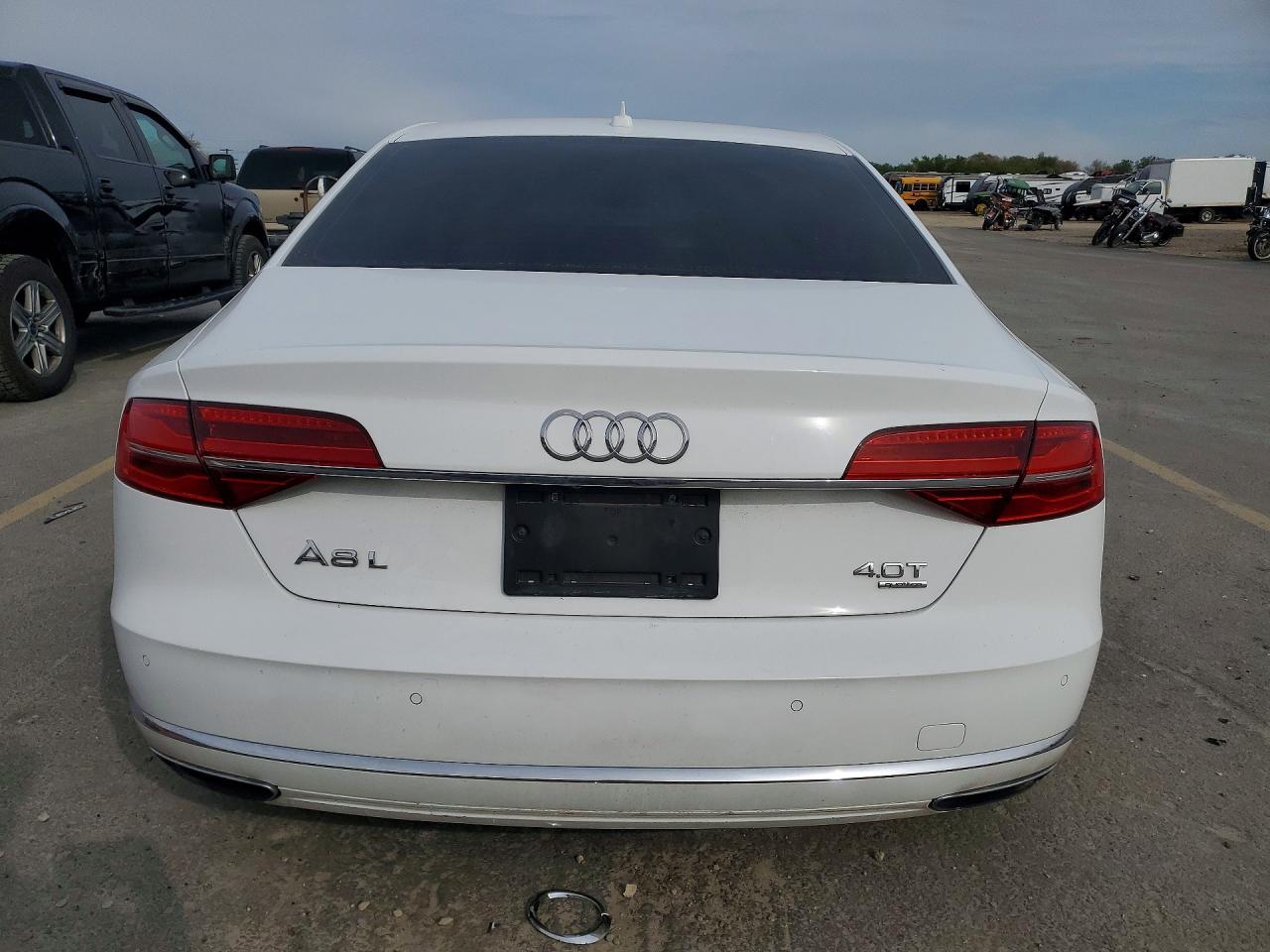 AUDI A8 2015 — 7