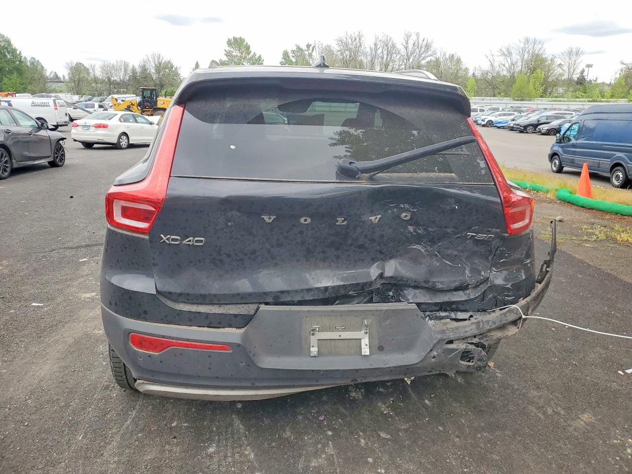 VOLVO XC40 2020 — 7