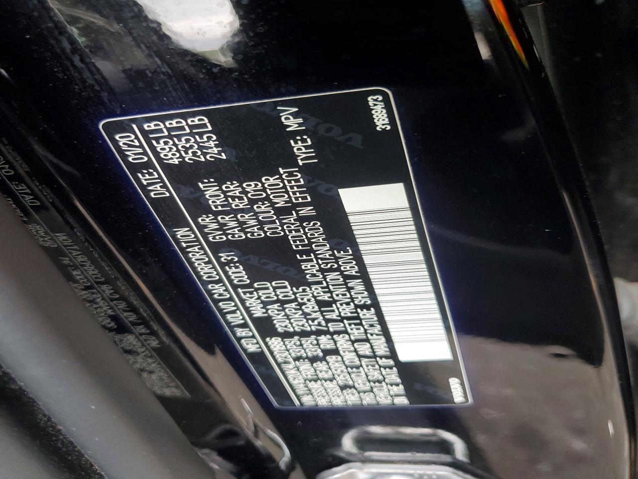 VOLVO XC40 2020 — 13