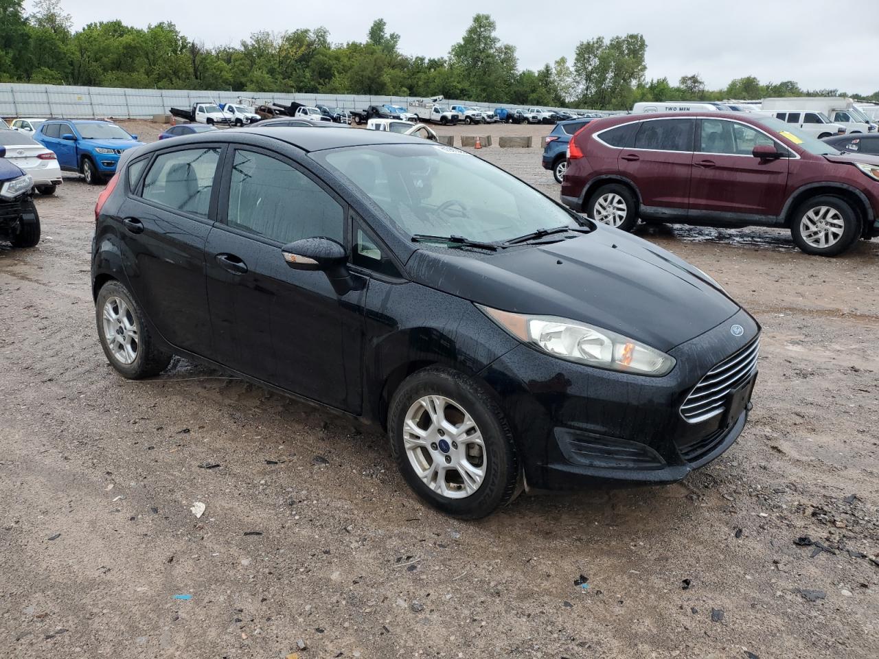 FORD FIESTA 2016 — 5