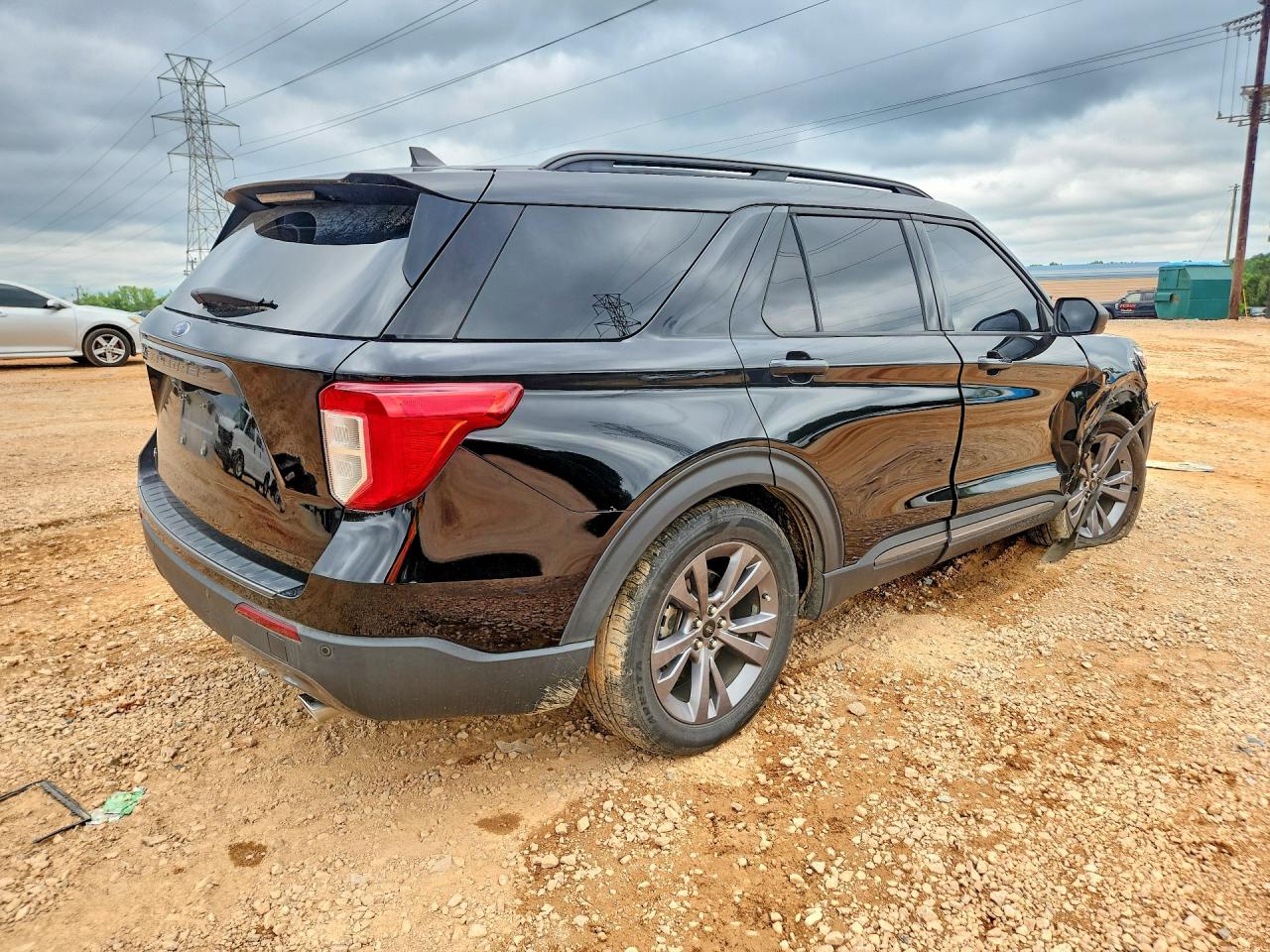 FORD EXPLORER 2021 — 4