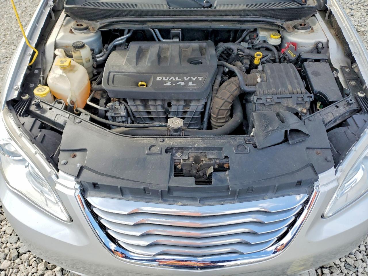 CHRYSLER 200 2012 — 12