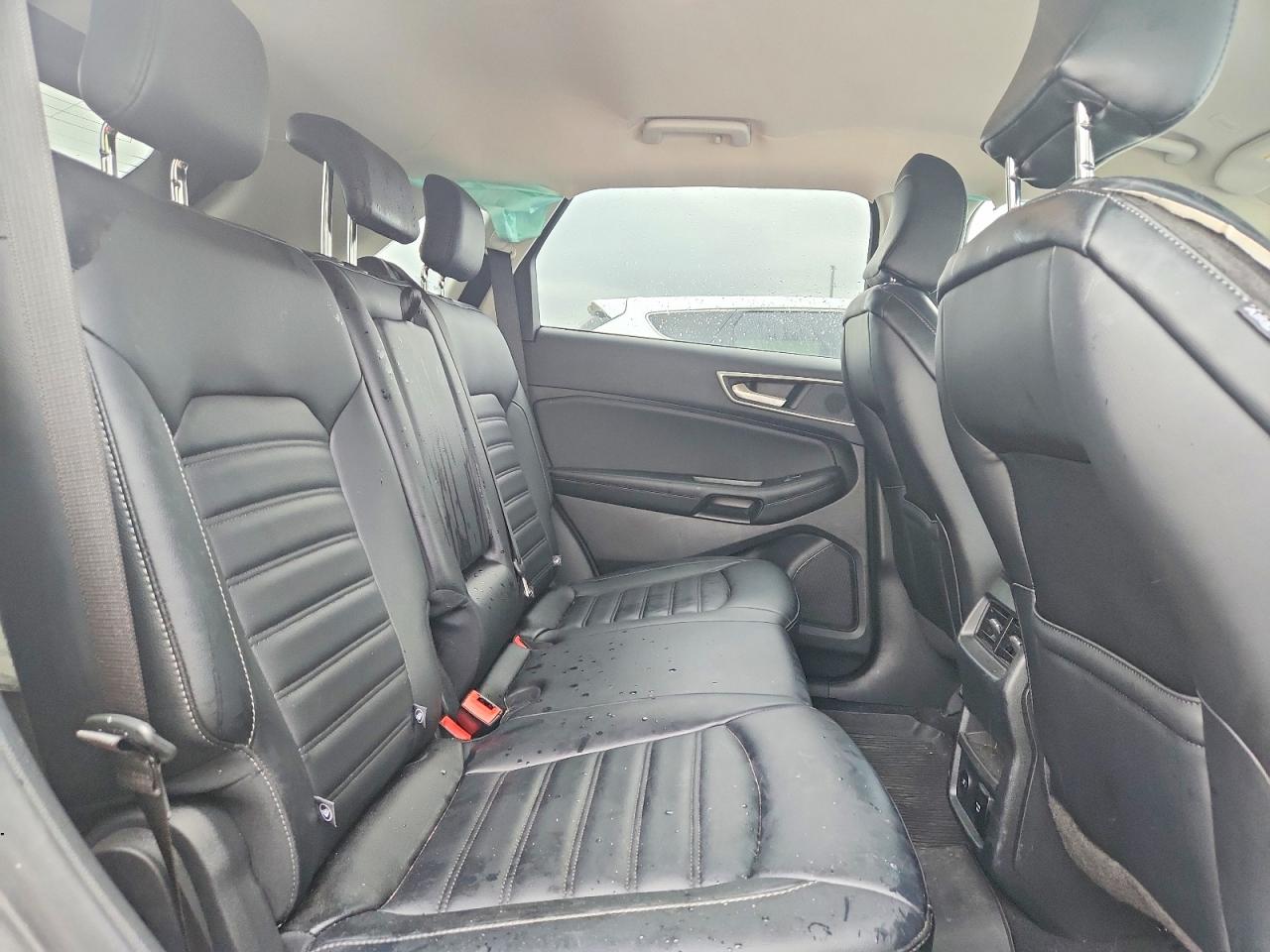 FORD EDGE 2024 — 12