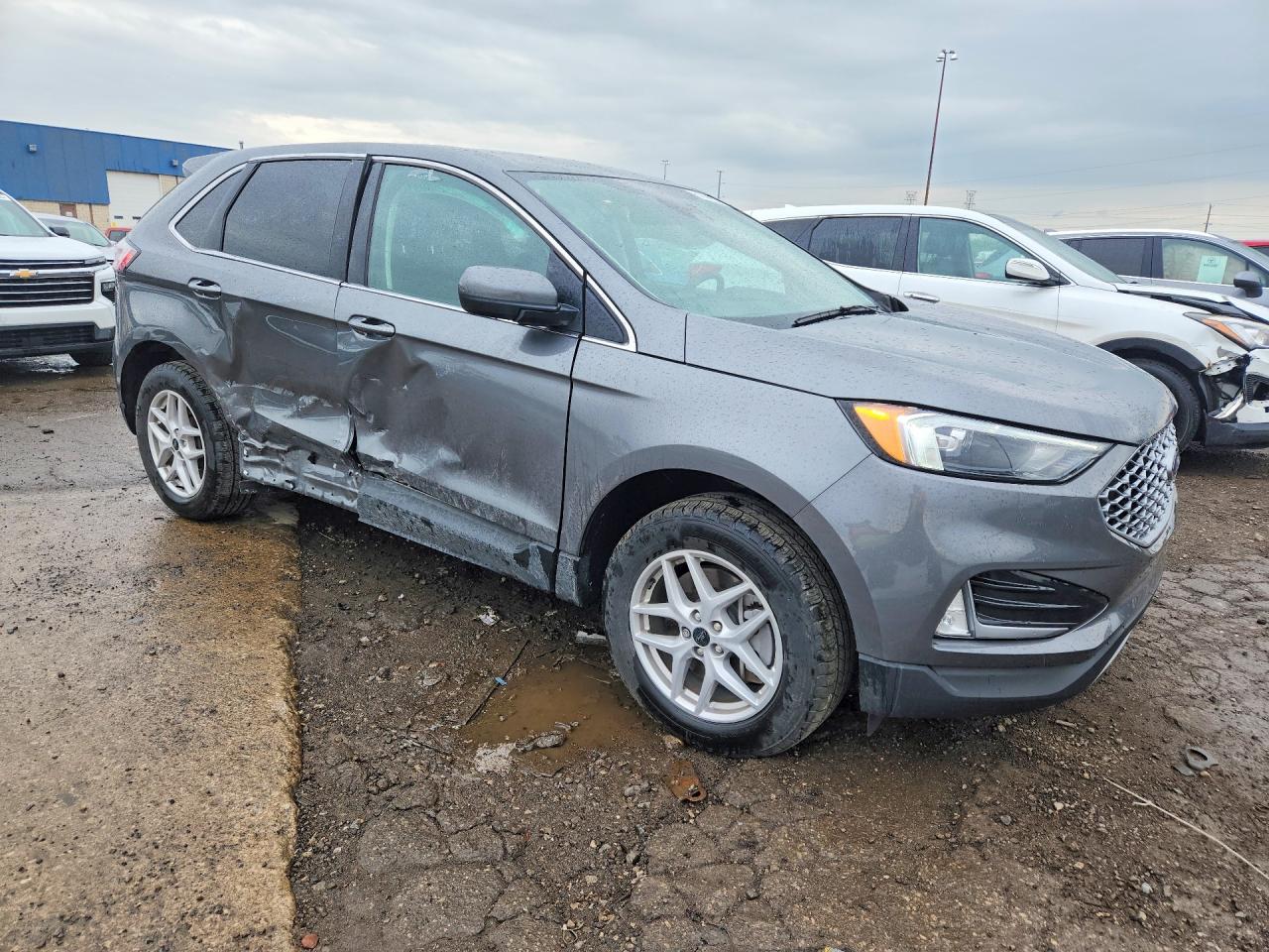 FORD EDGE 2024 — 5