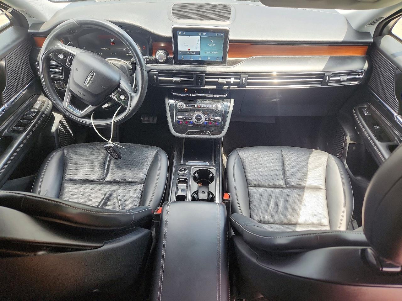 LINCOLN CORSAIR 2022 — 9