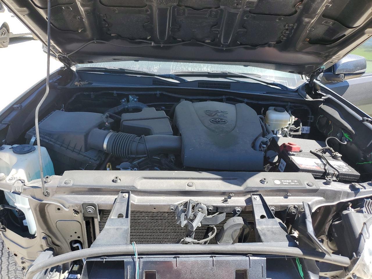 TOYOTA TACOMA 2016 — 12
