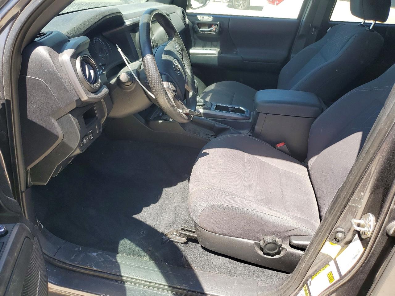 TOYOTA TACOMA 2016 — 8