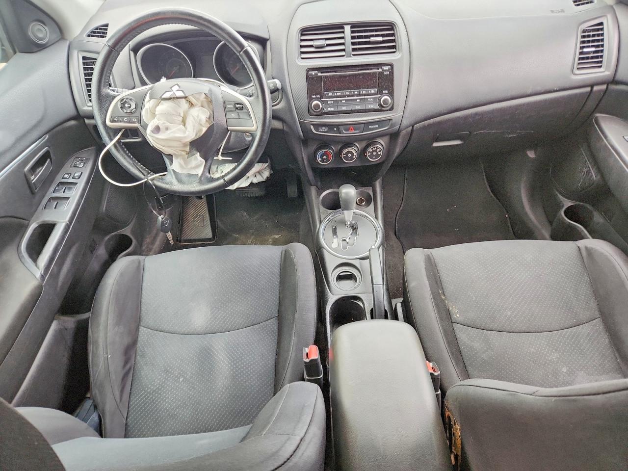 MITSUBISHI OUTLANDER SPORT 2015 — 9