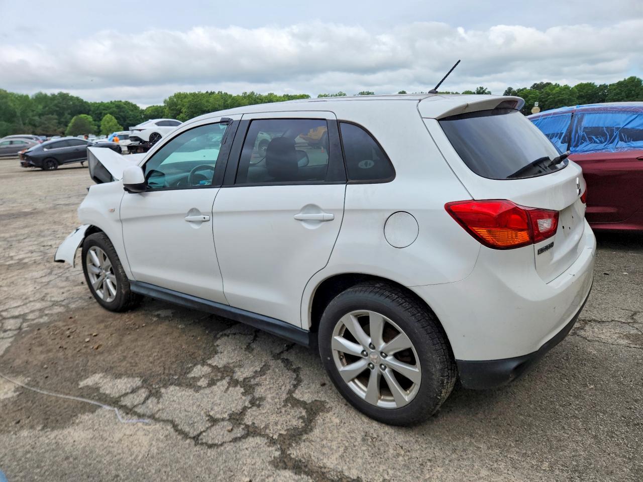 MITSUBISHI OUTLANDER SPORT 2015 — 3