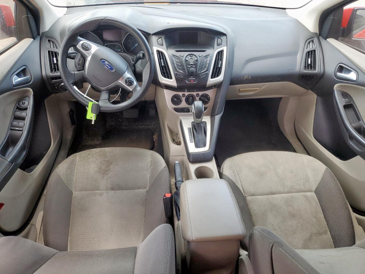 FORD FOCUS 2014 — 9