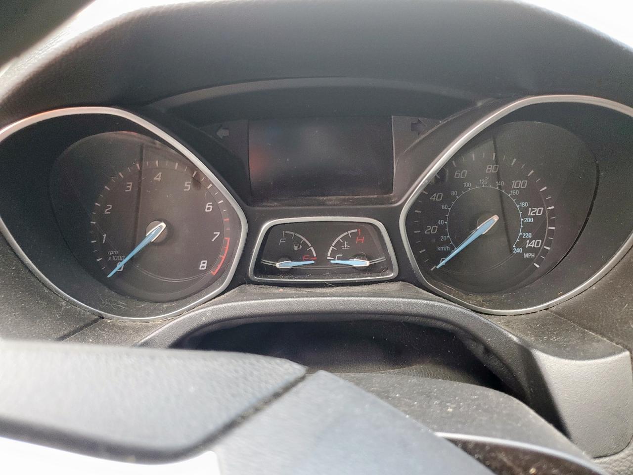 FORD FOCUS 2014 — 10