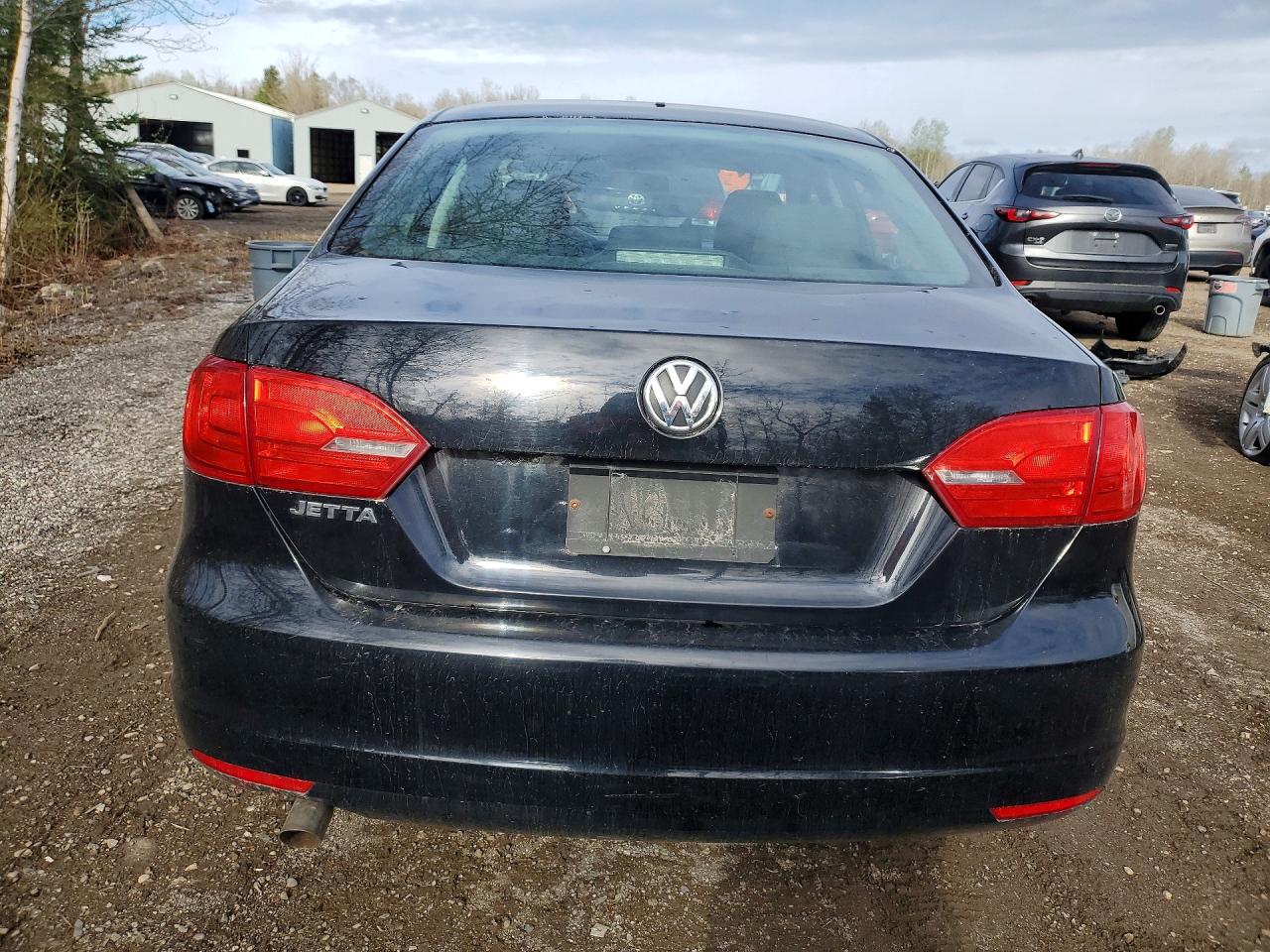 VOLKSWAGEN JETTA 2013 — 7