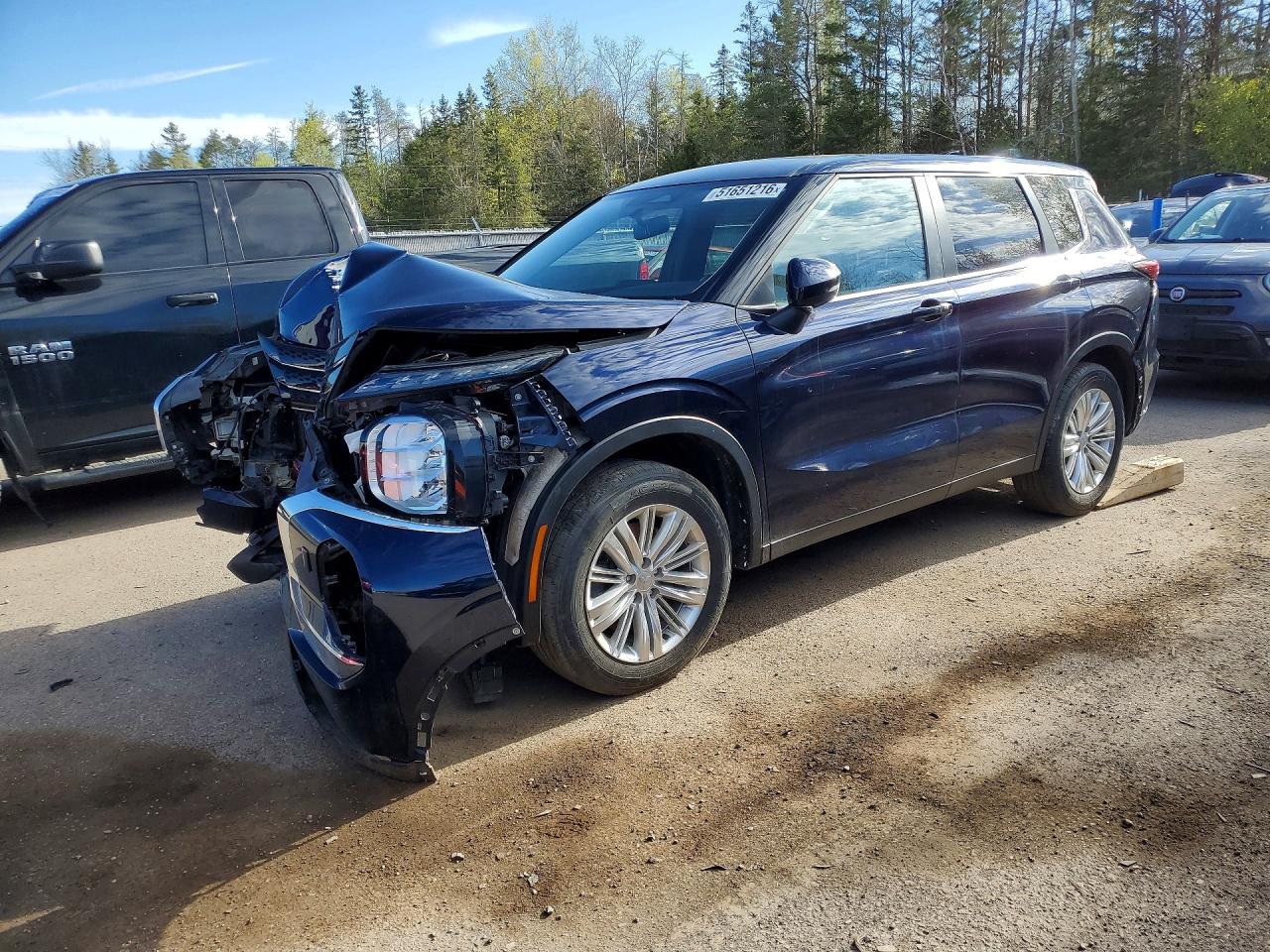 MITSUBISHI OUTLANDER 2022 — 2