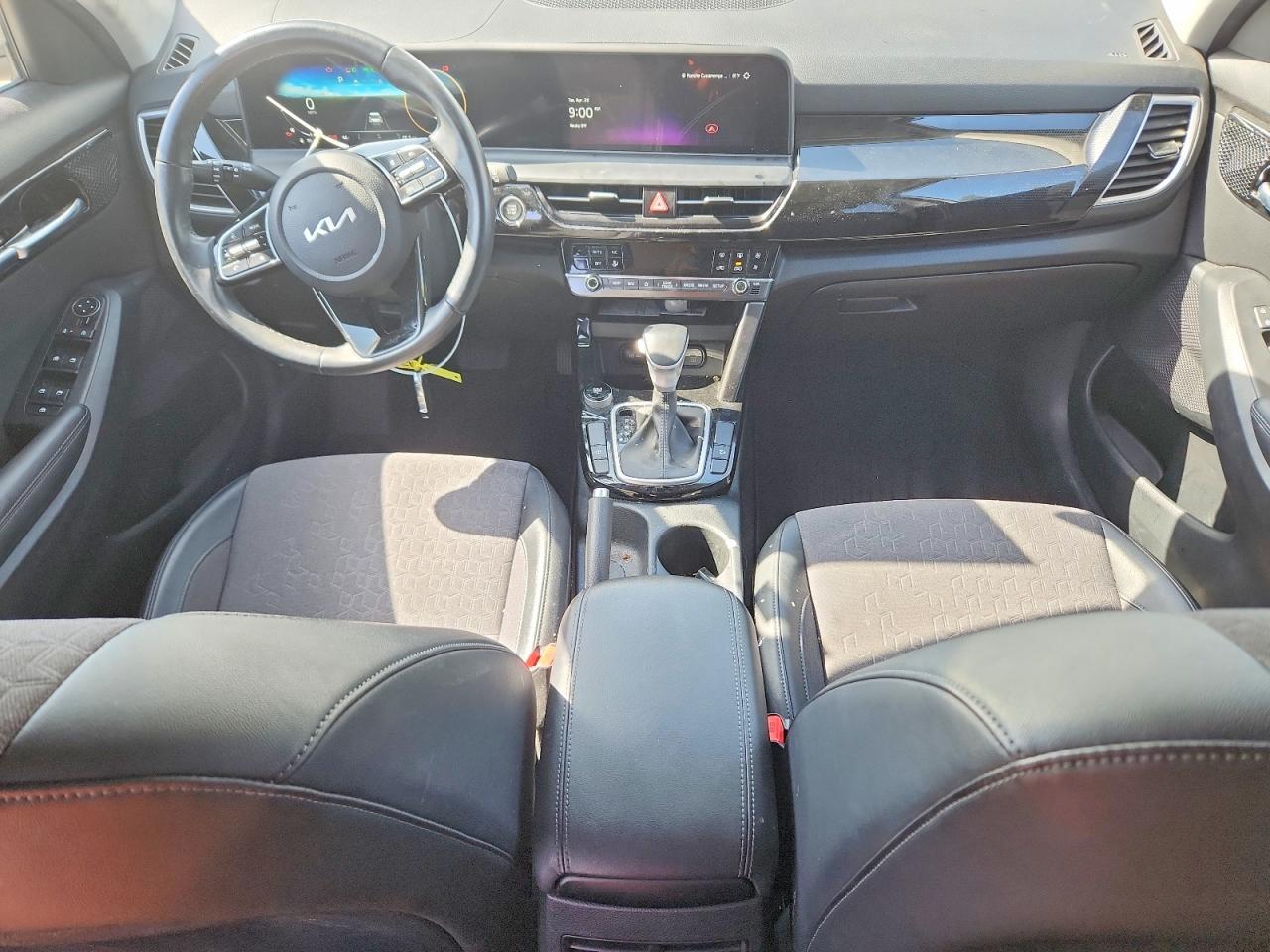 KIA SELTOS 2024 — 9