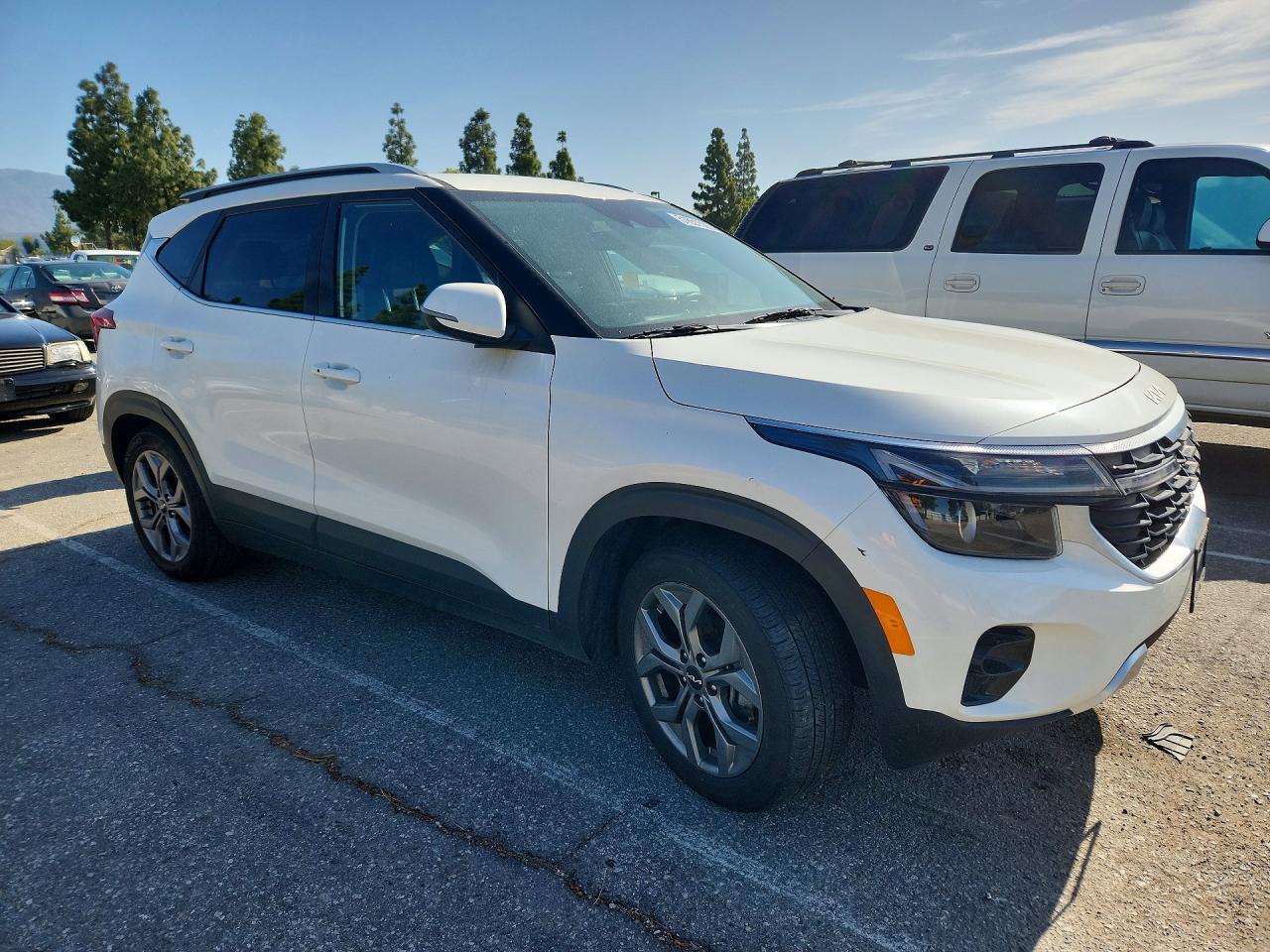 KIA SELTOS 2024 — 5