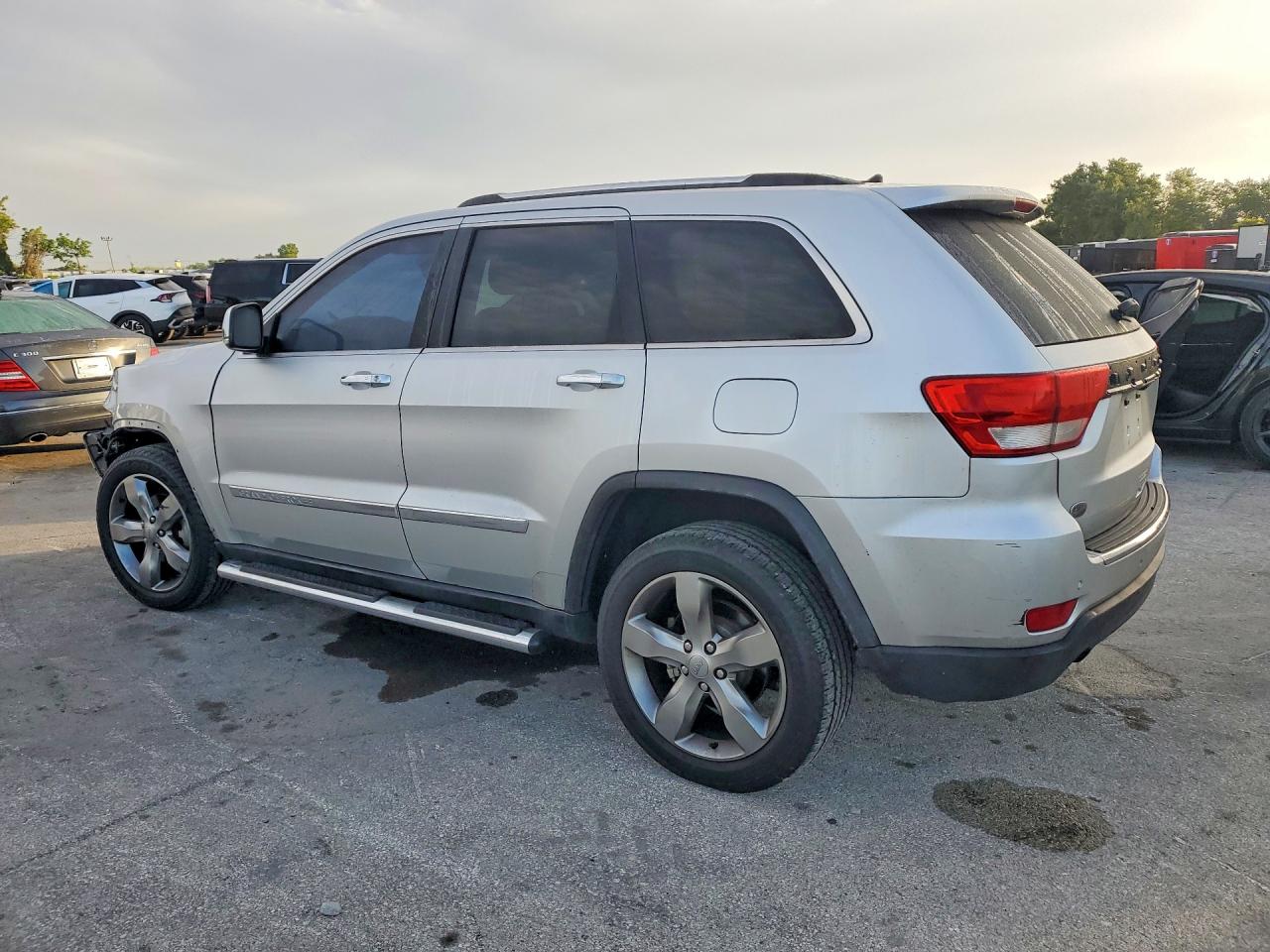 JEEP GRAND CHEROKEE 2011 — 3